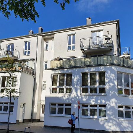 Ferienwohnung Achtern Diek, Inklusive Strandkorb Und Stellplatz Rostock Exterior foto