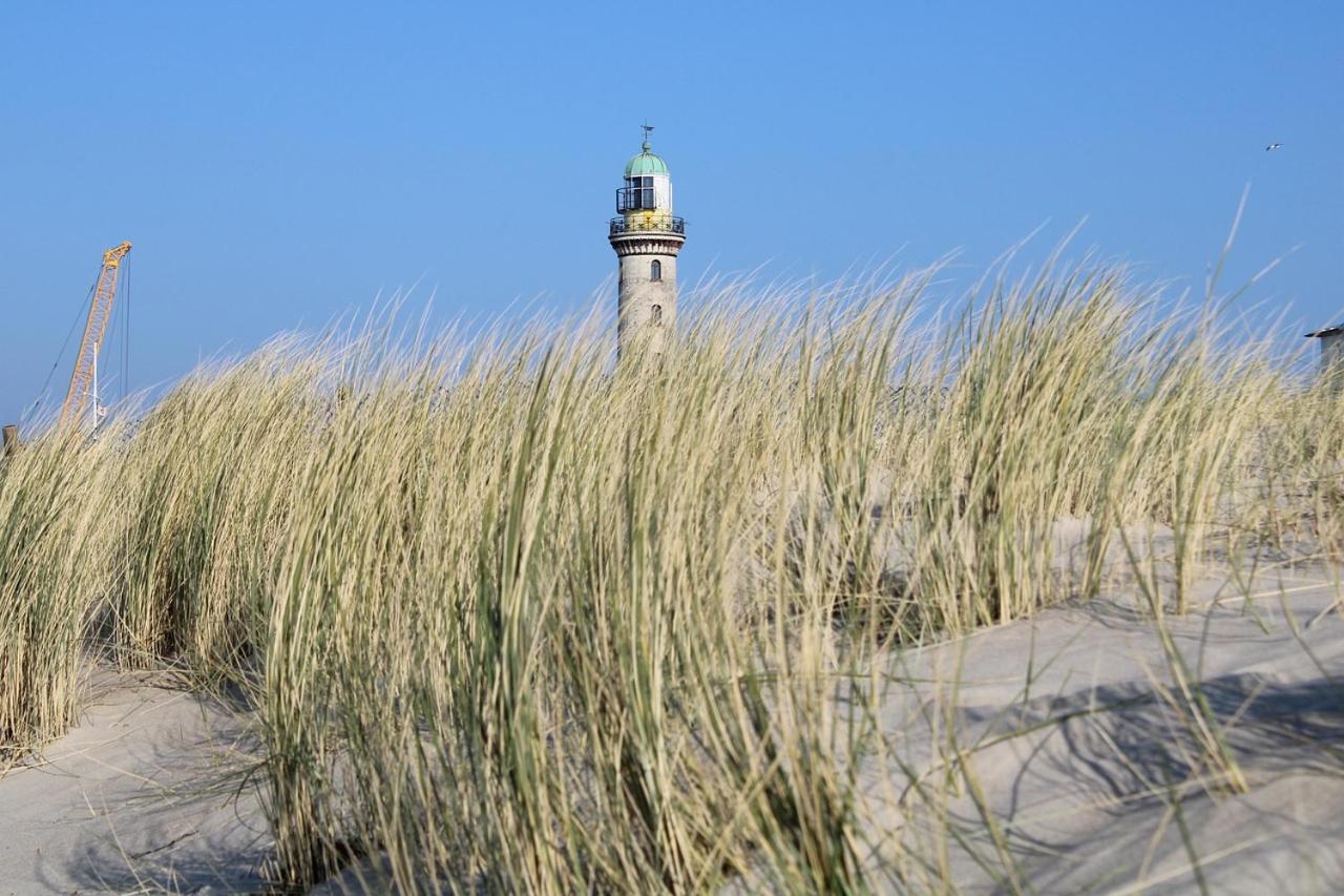 Ferienwohnung Achtern Diek, Inklusive Strandkorb Und Stellplatz Rostock Exterior foto